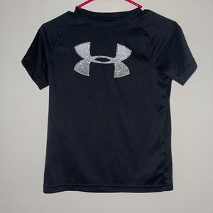 boys under armour tee